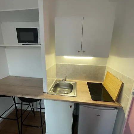 Apartment Roza, Proche Centre Caen